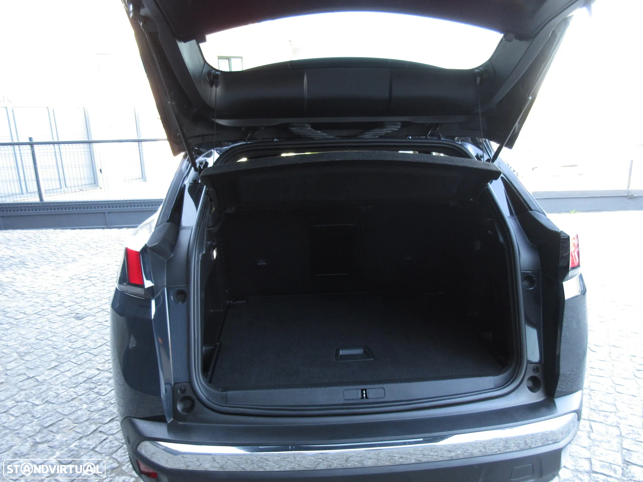 Peugeot 3008 1.5 BlueHDi GT Line EAT8 - 25