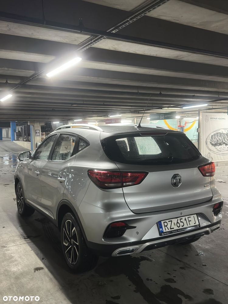 MG ZS 1.0 T-GDI Exclusive - 8