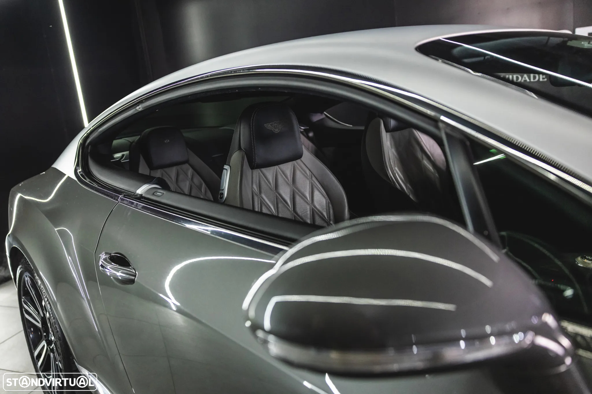 Bentley Continental GT V8 - 11