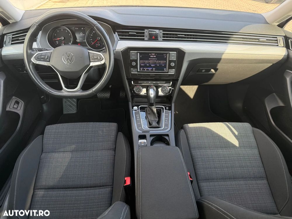 Volkswagen Passat 1.5 TSI ACT DSG Comfortline - 9