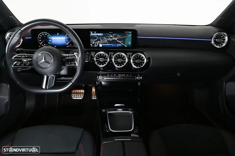 Mercedes-Benz A 200 AMG Line Aut. - 4