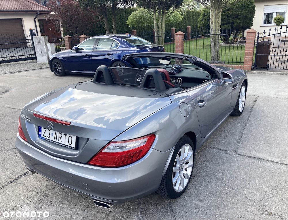 Mercedes-Benz SLK - 16