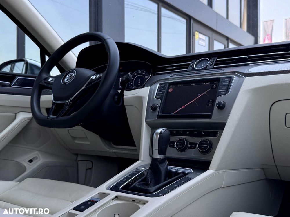 Volkswagen Passat Alltrack - 9