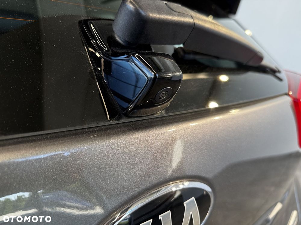 Kia Niro - 13