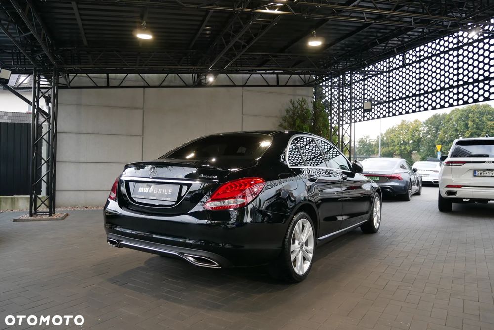 Mercedes-Benz Klasa C 300 7G-TRONIC - 3
