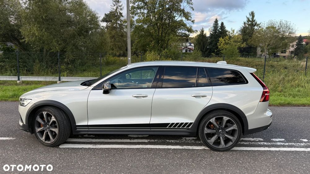Volvo V60 Cross Country D4 AWD Geartronic Pro - 10