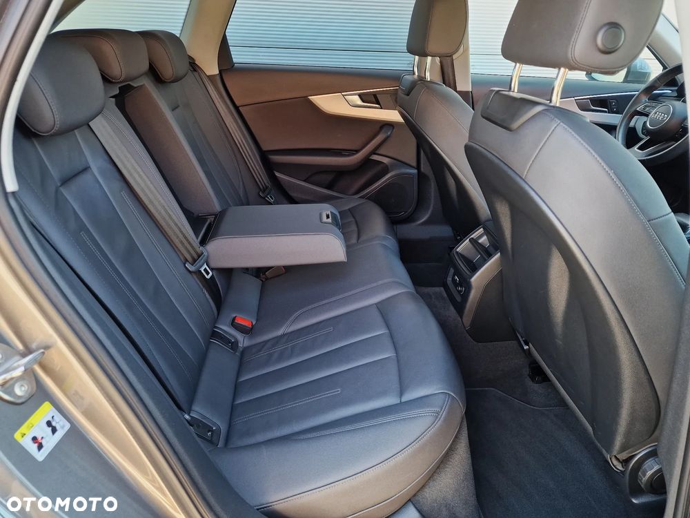 Audi A4 Avant 30 TDI mHEV S tronic - 24