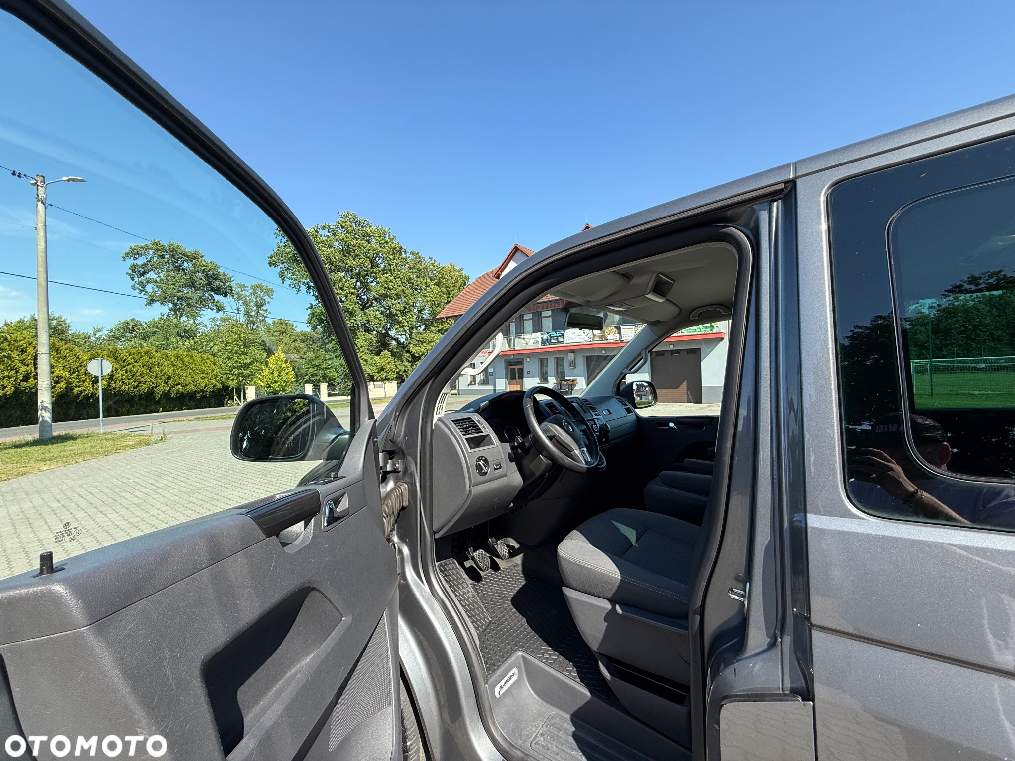 Volkswagen Multivan TDI L1 BlueMotion - 13