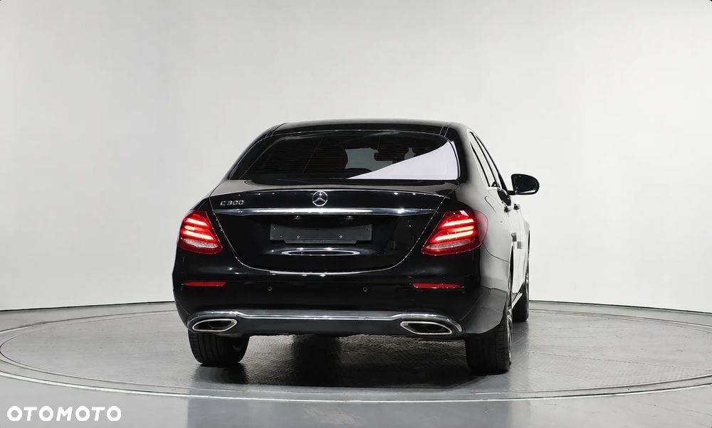 Mercedes-Benz Klasa E - 5