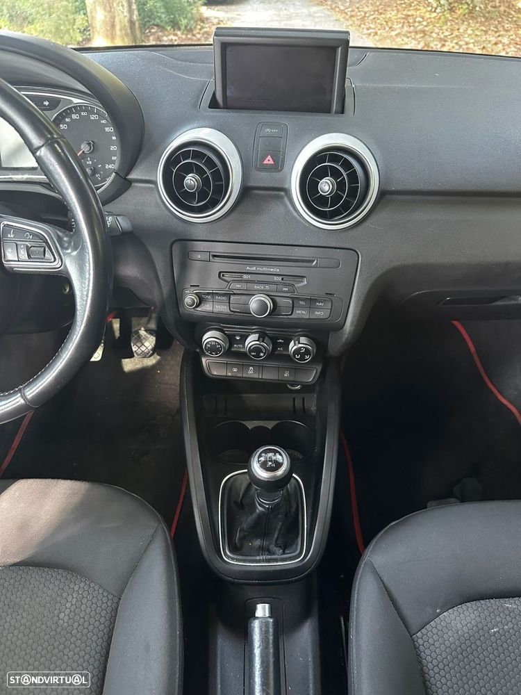 Audi A1 Sportback 1.6 TDI S-line - 14