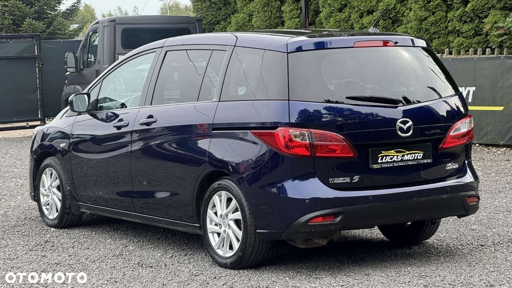 Mazda 5 - 8
