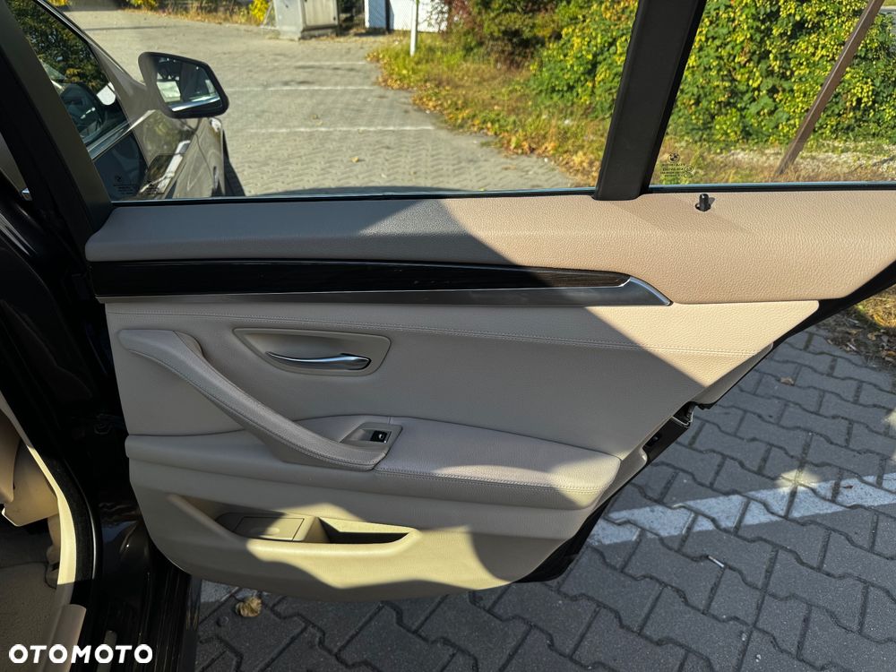 BMW Seria 5 - 16