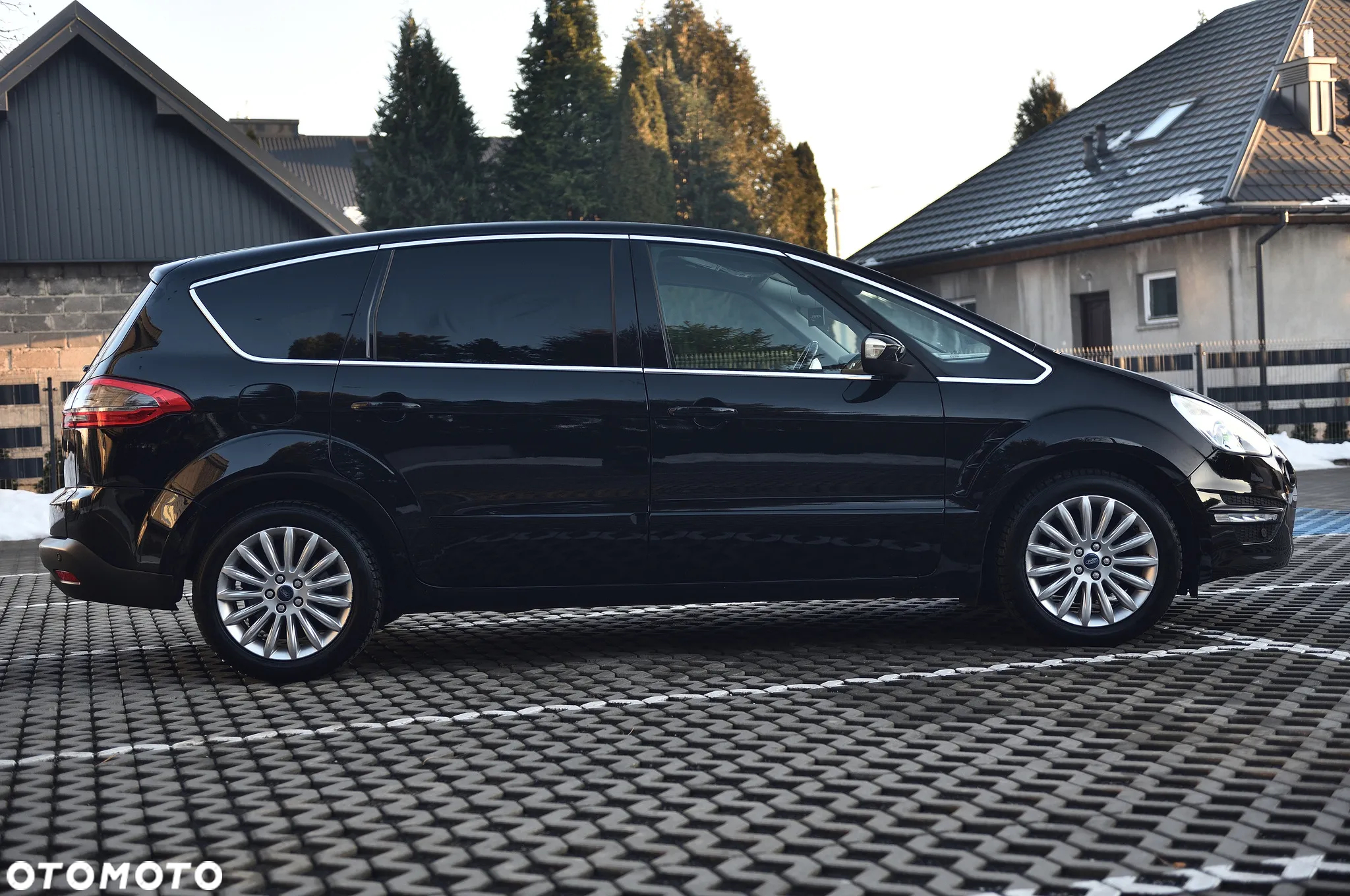 Ford S-Max 2.0 TDCi Titanium - 11