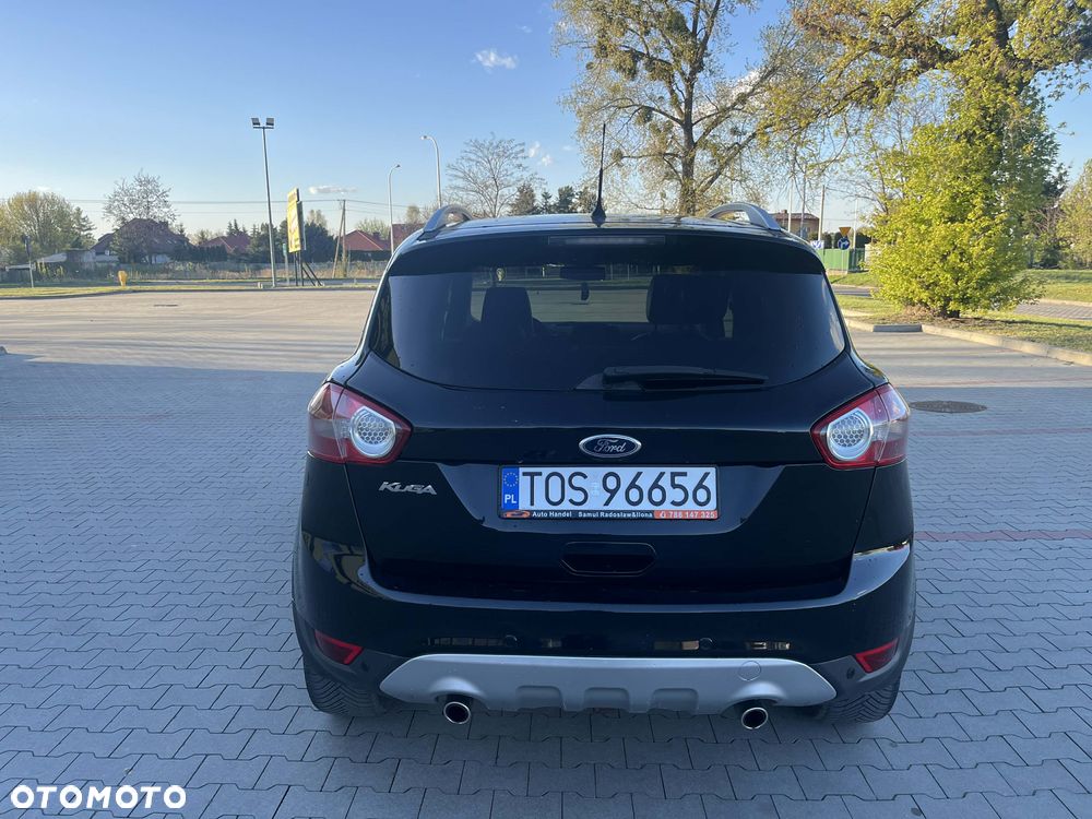 Ford Kuga 2.0 TDCi 2x4 Titanium - 11