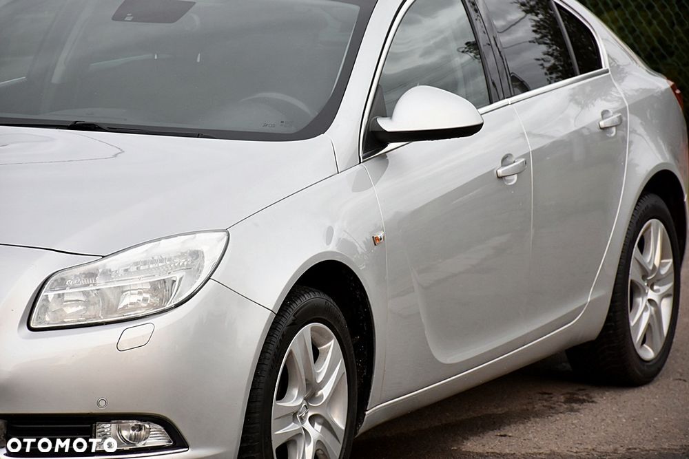 Opel Insignia 1.8 Executive - 10