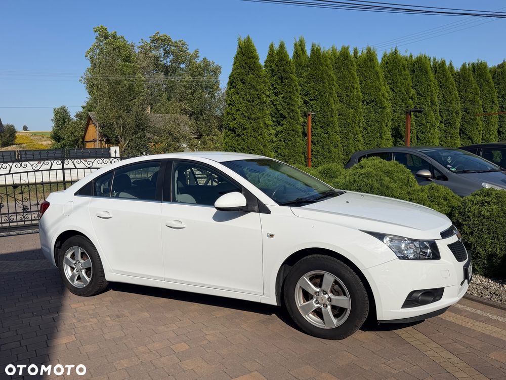 Chevrolet Cruze 1.6 - 20