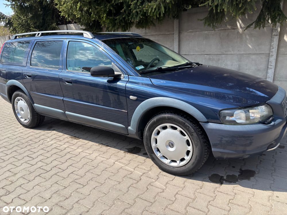 Volvo XC 70 AWD Momentum - 4