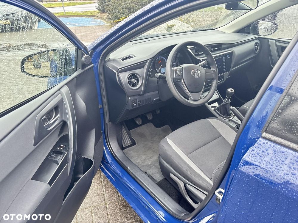 Toyota Auris 1.33 VVT-i Active - 17