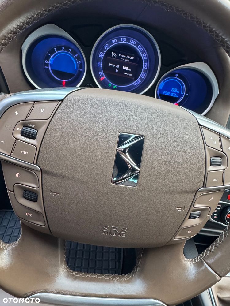 Citroën DS4 HDi 165 Urban Show - 29