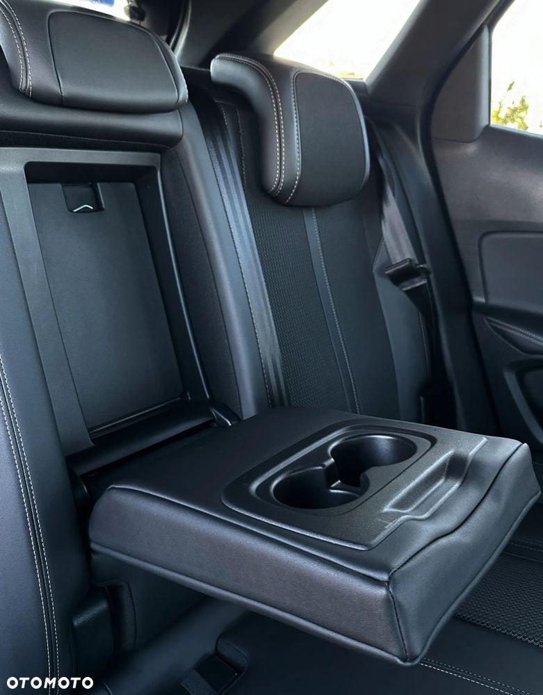 Peugeot 3008 225 e-EAT8 GT - 31