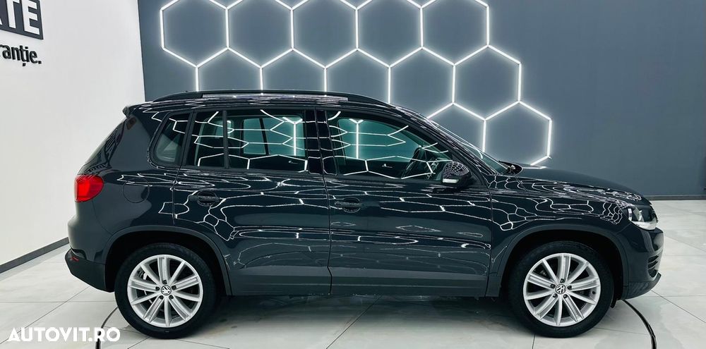 Volkswagen Tiguan 2.0 TDI SCR BlueMotion Technology Trend & Fun - 30