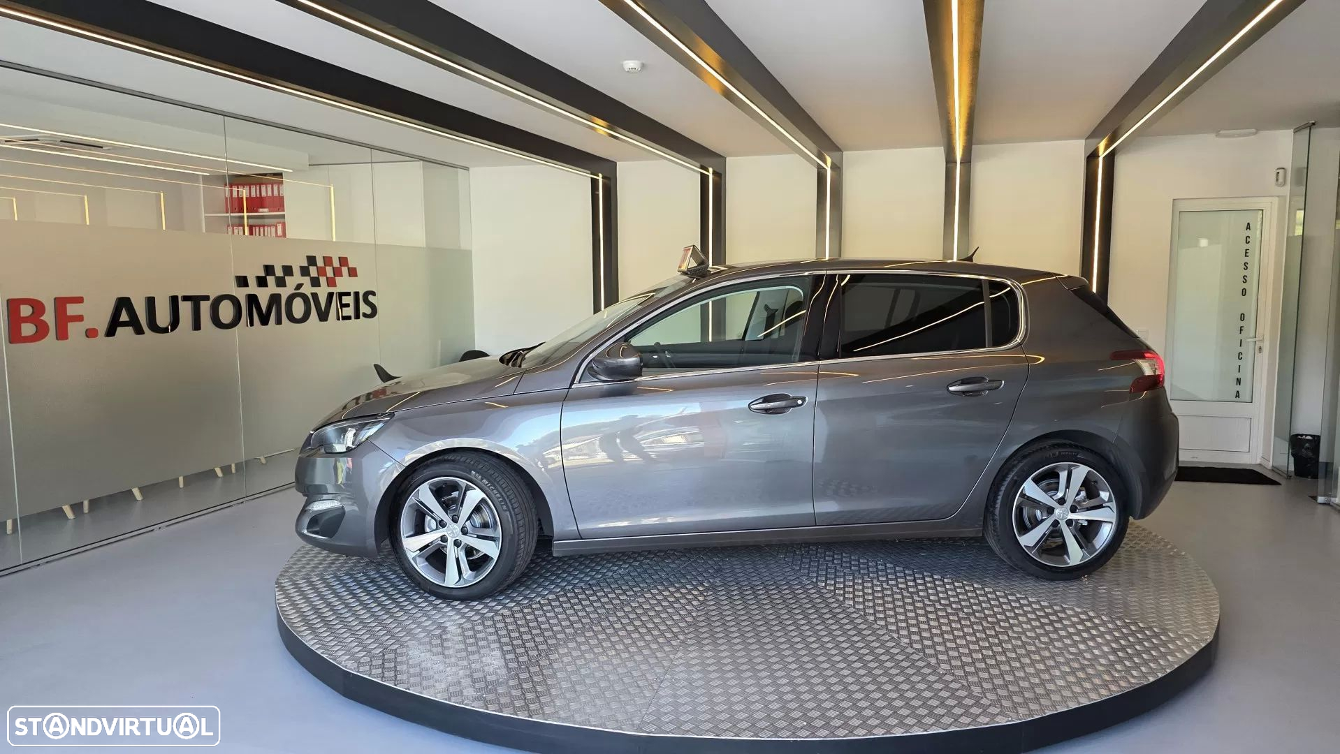 Peugeot 308 1.6 BlueHDi Allure J17 - 13