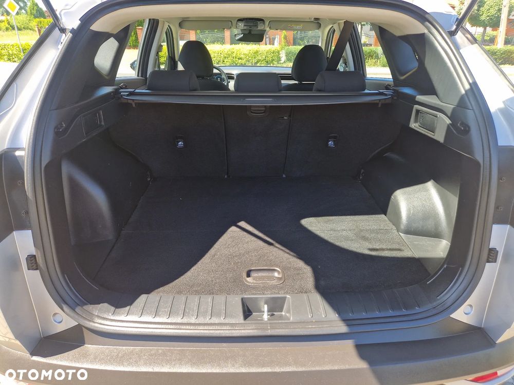 Hyundai Tucson 1.6 CRDi Comfort 2WD DCT - 12