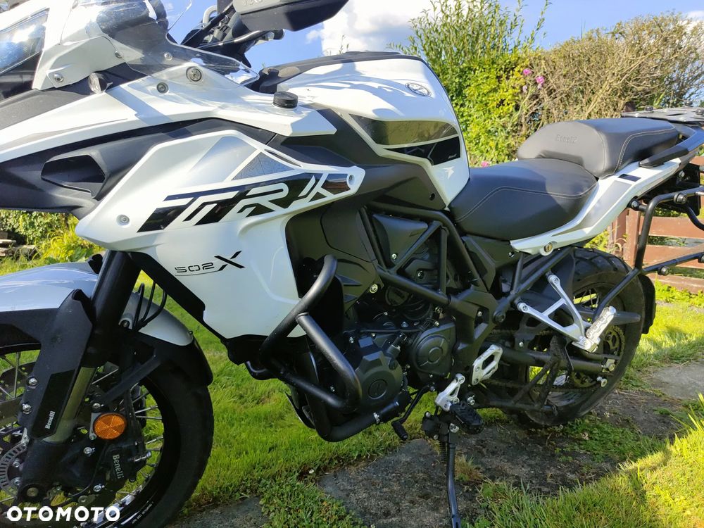 Benelli TRK 502X - 11