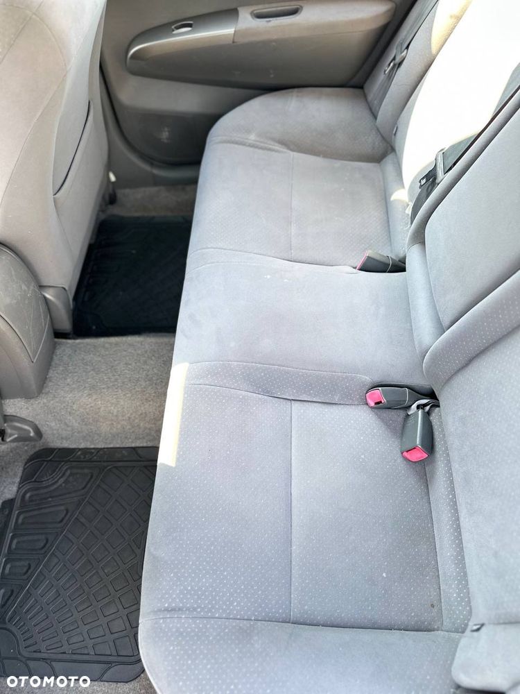 Toyota Prius 1.5 VVT-i Sol - 6