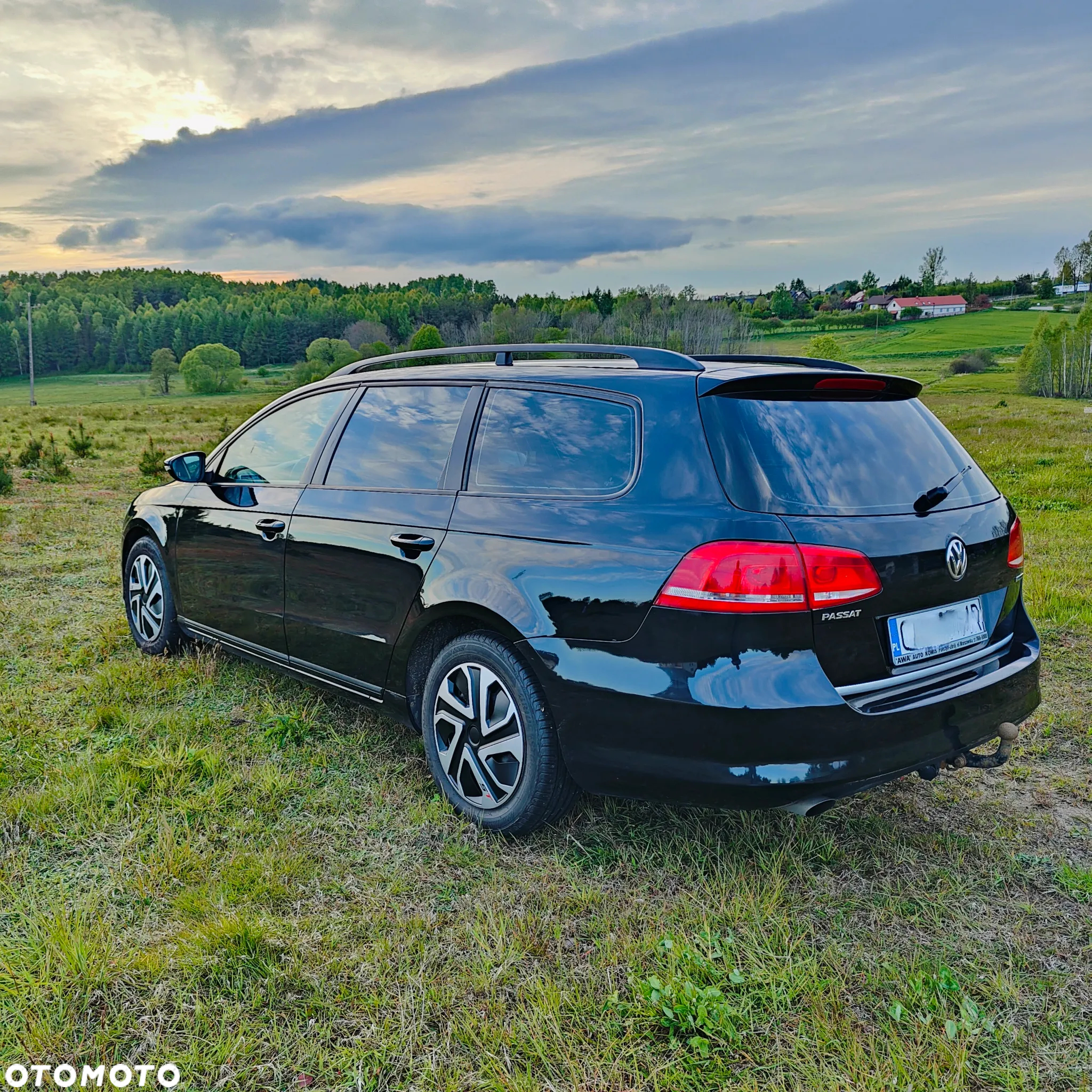 Volkswagen Passat 1.6 TDI Comfortline - 16