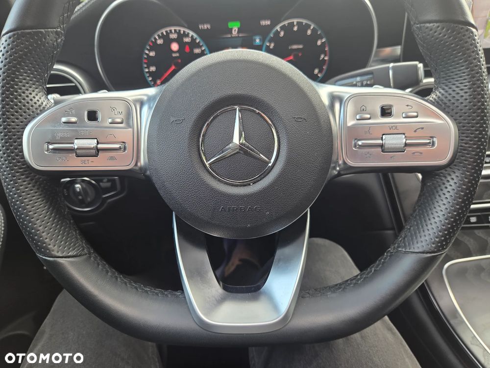 Mercedes-Benz GLC 200 4Matic 9G-TRONIC AMG Line Plus - 17