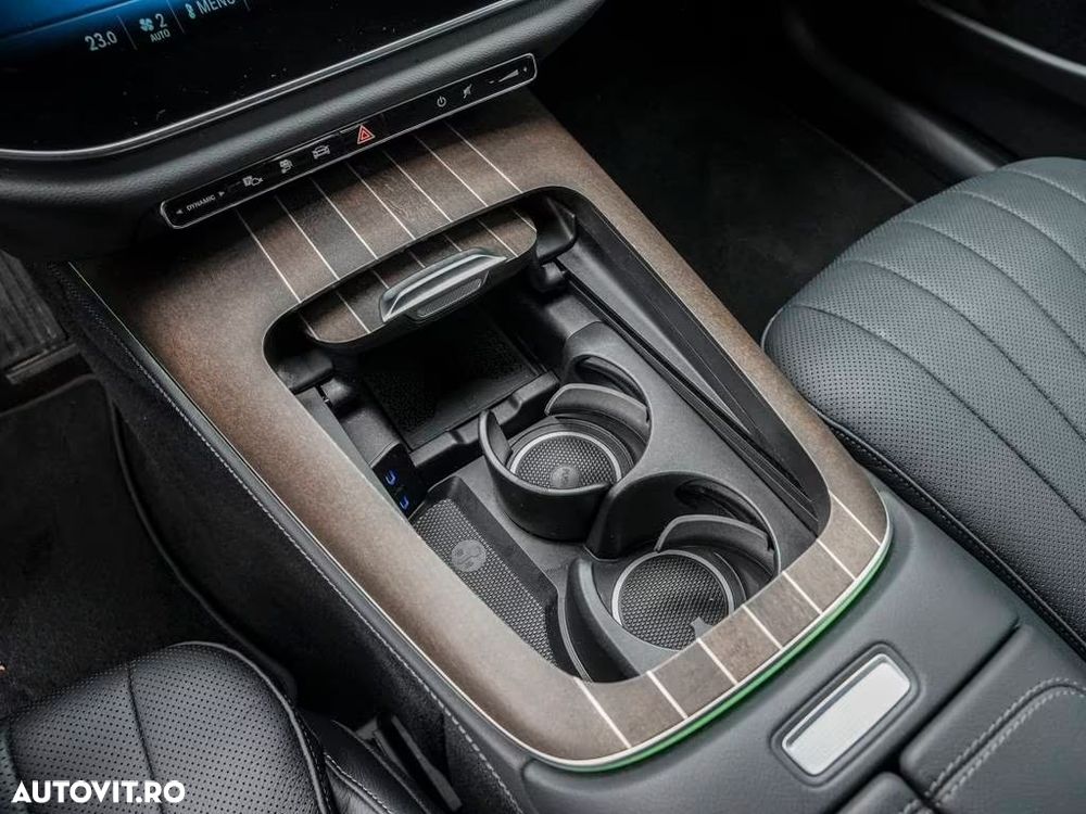 Mercedes-Benz E 400 4MATIC Aut. - 13