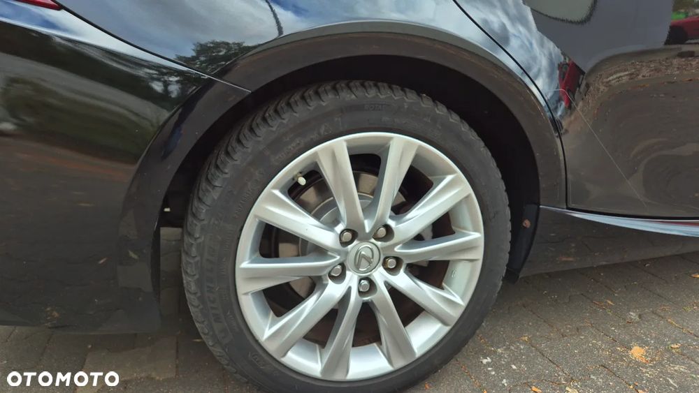 Lexus IS 200t Comfort - 8