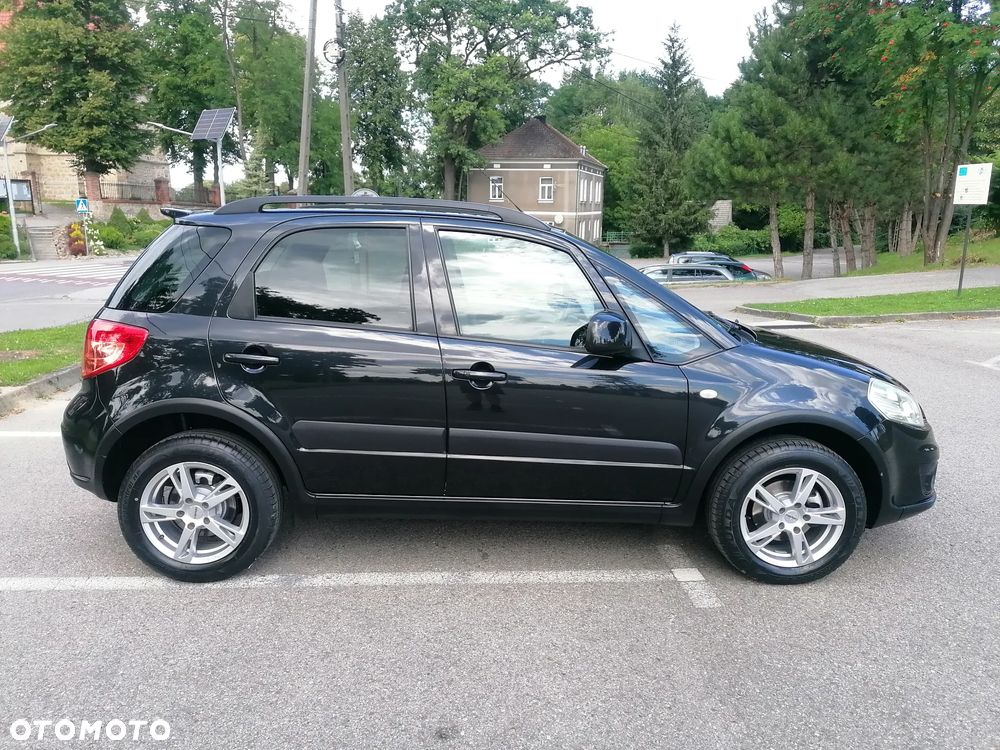 Suzuki SX4 1.6 VVT 4x4 Comfort - 4