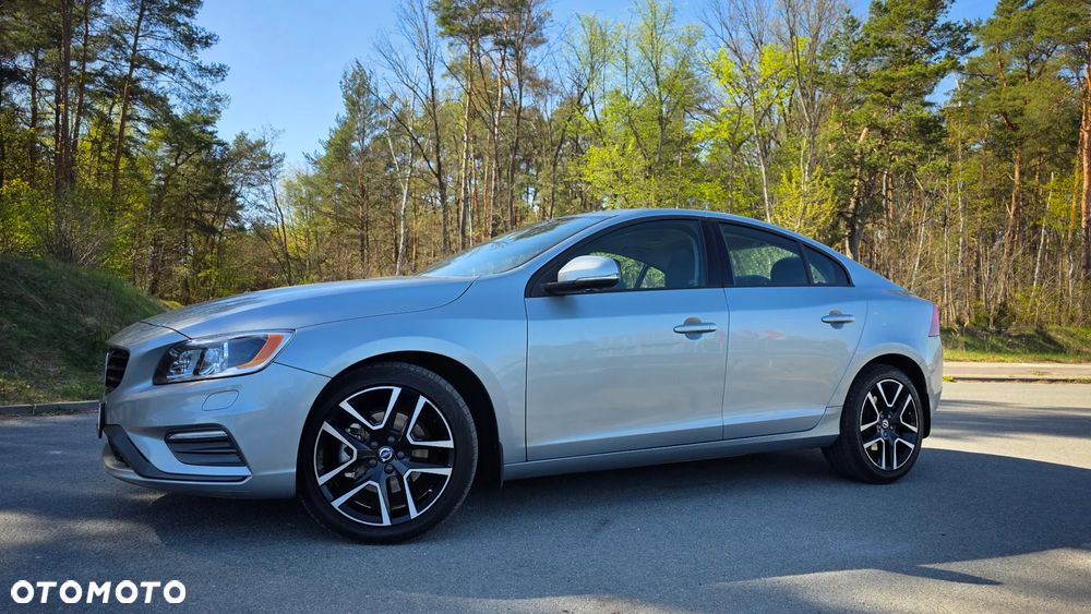 Volvo S60 T5 Drive-E Dynamic Edition (Momentum) - 5