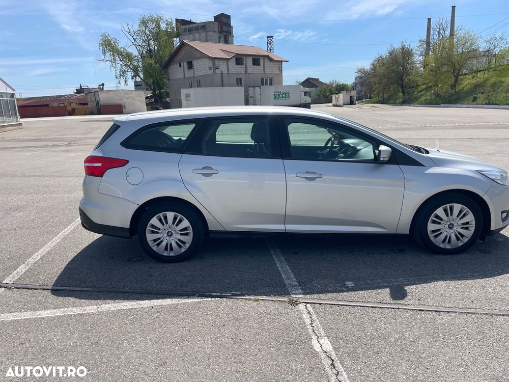 Ford Focus 1.5 TDCi DPF Start-Stopp-System Business - 7