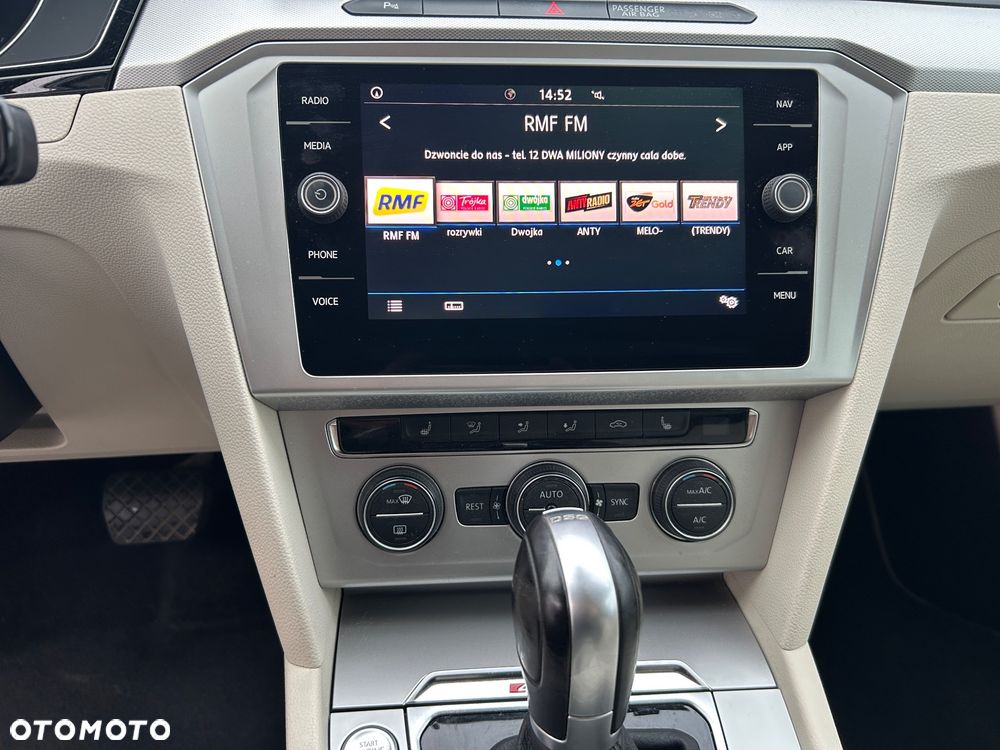 Volkswagen Passat 2.0 TDI 4Mot Elegance DSG - 10