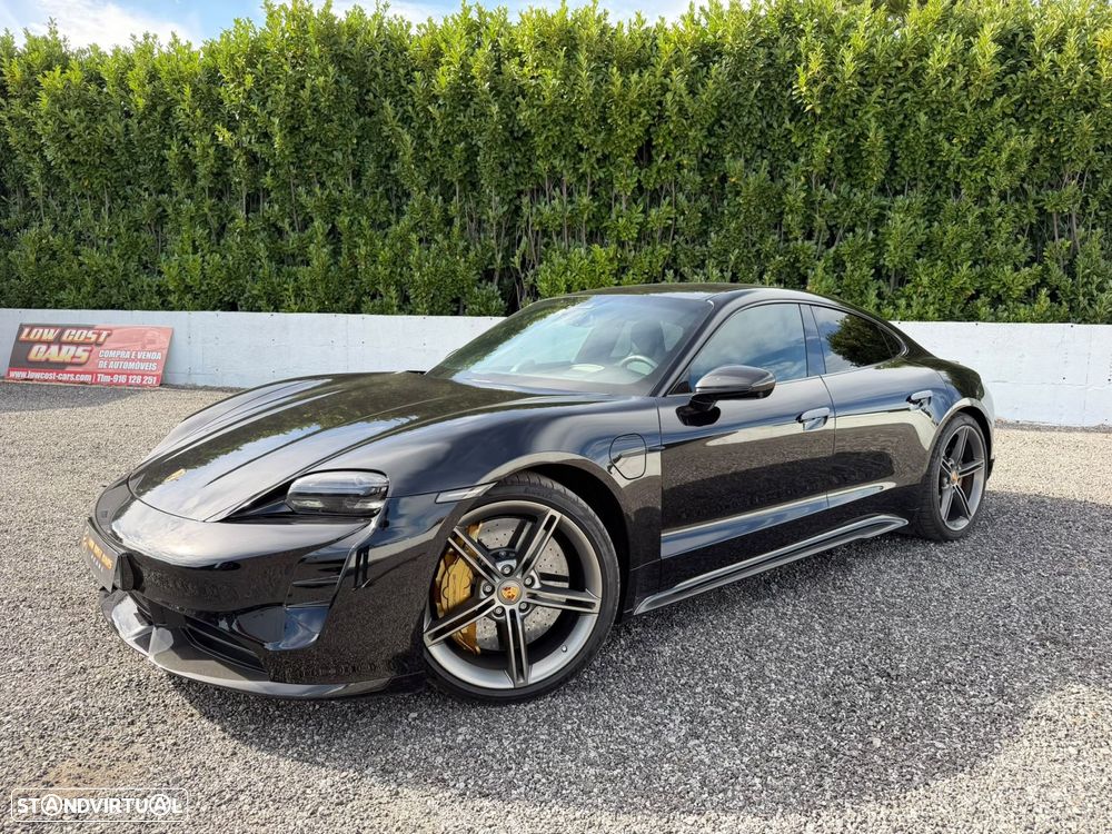Porsche Taycan Turbo S - 29