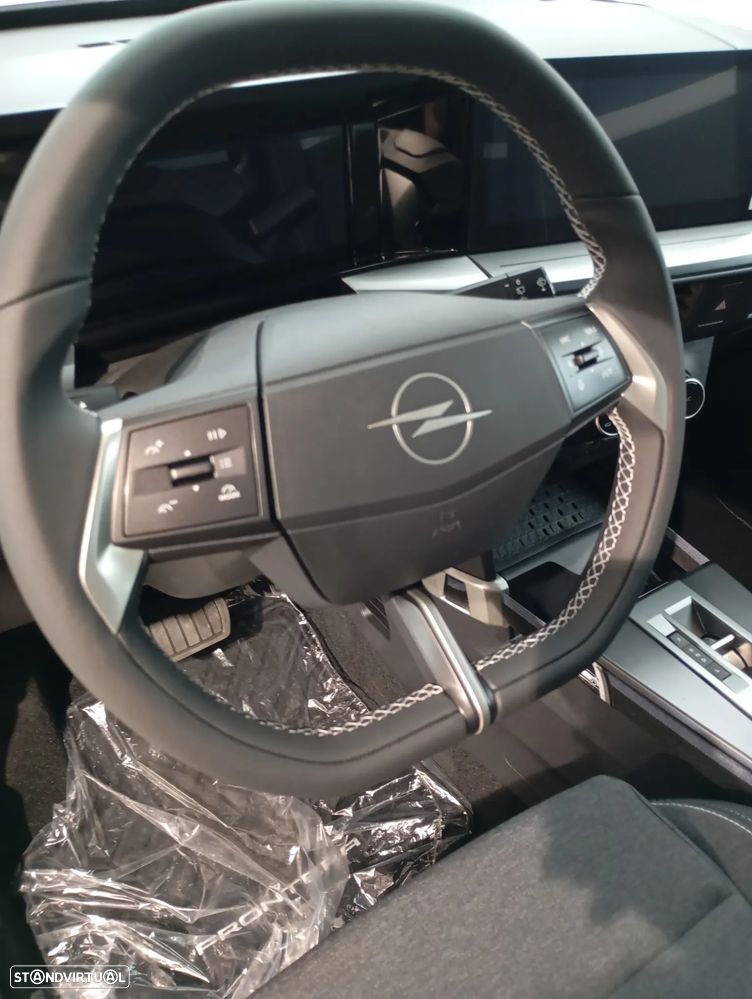 Opel Frontera - 13