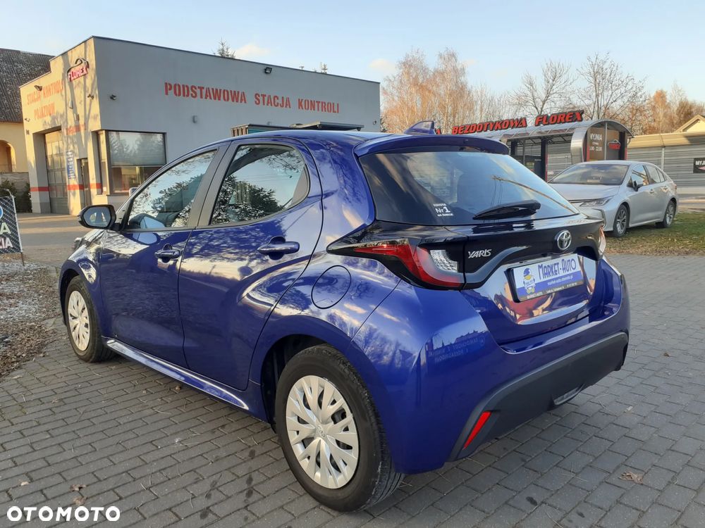 Toyota Yaris - 3