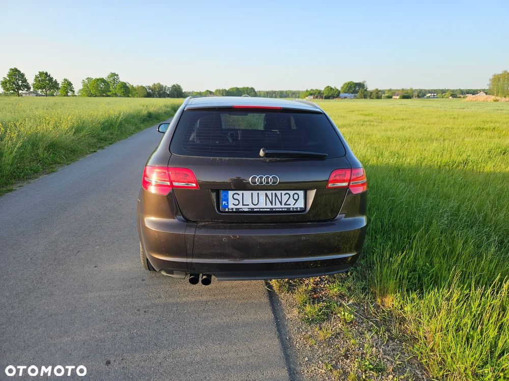 Audi A3 Sportback 2.0 TDI quattro Ambiente - 5