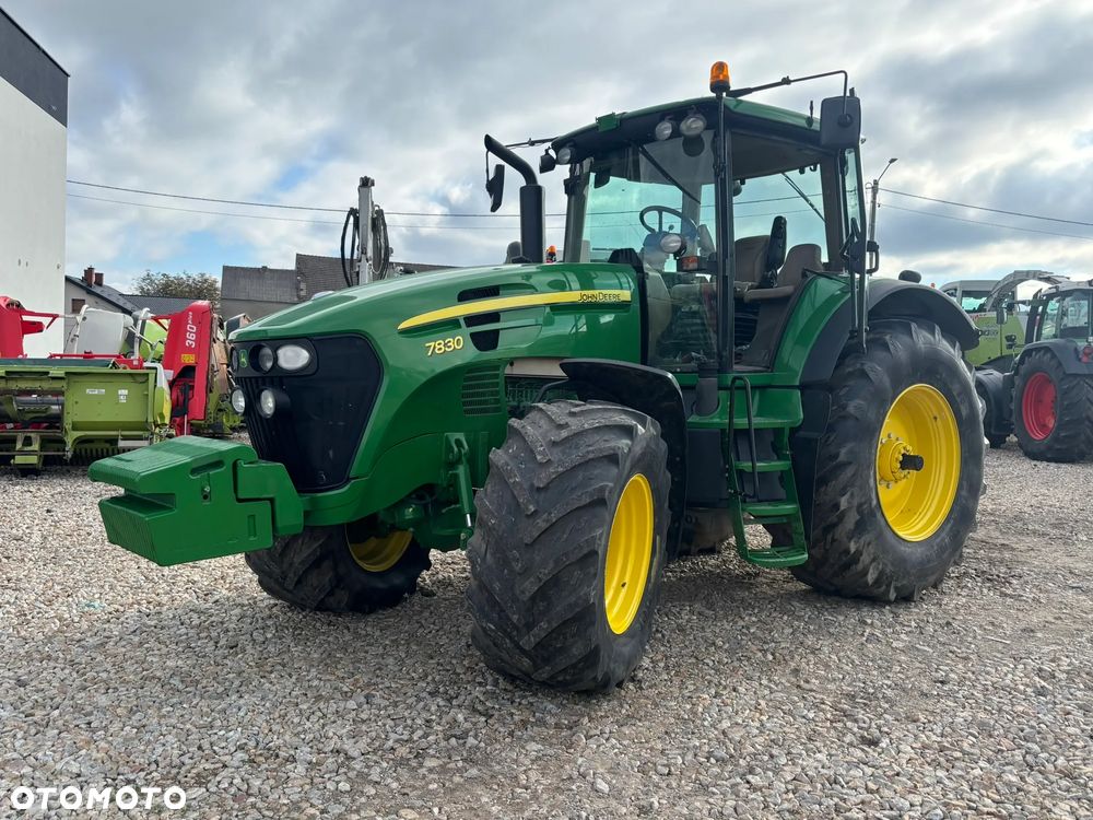 John Deere 7830 - 2
