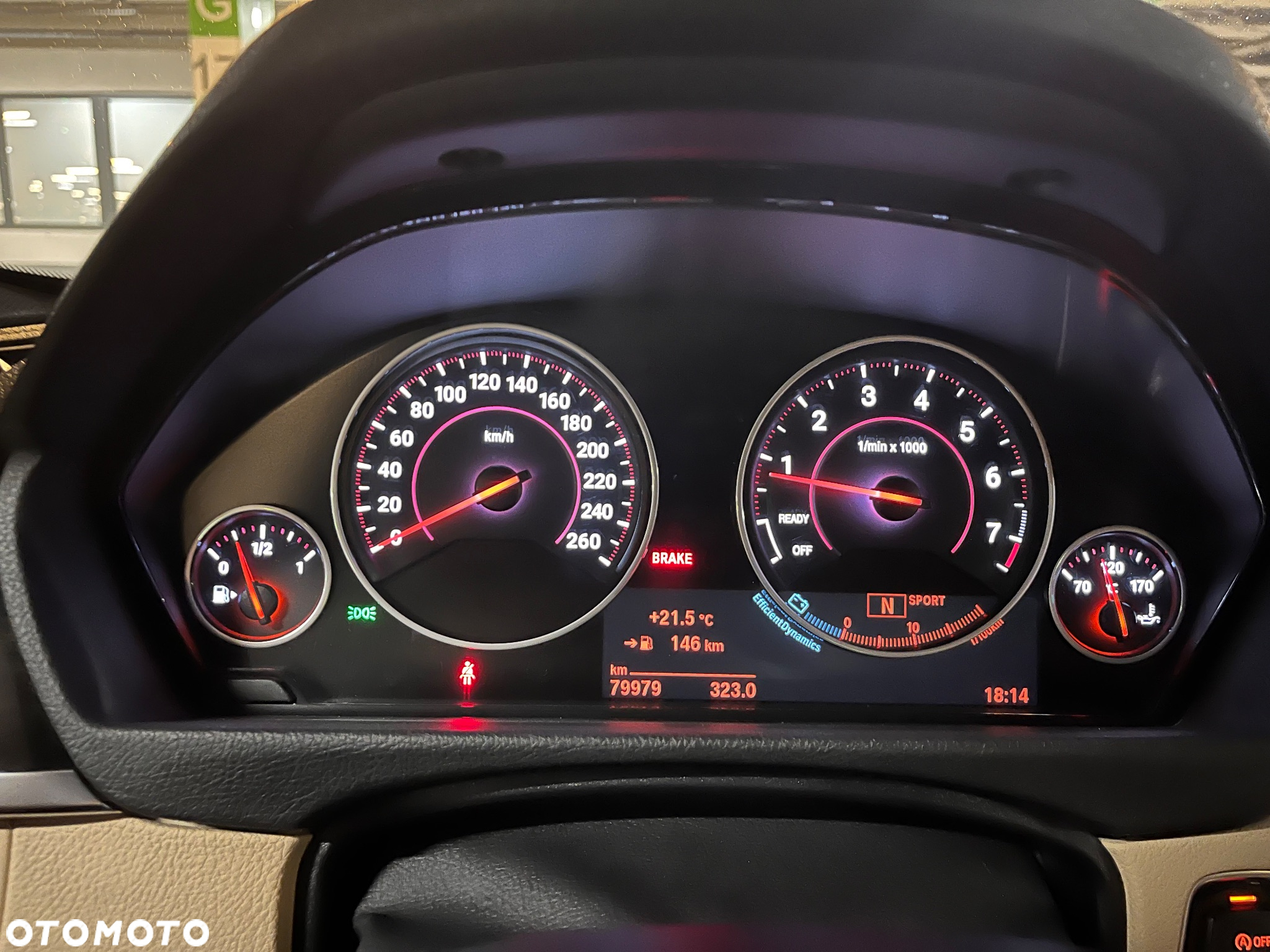 BMW Seria 3 330i xDrive - 18