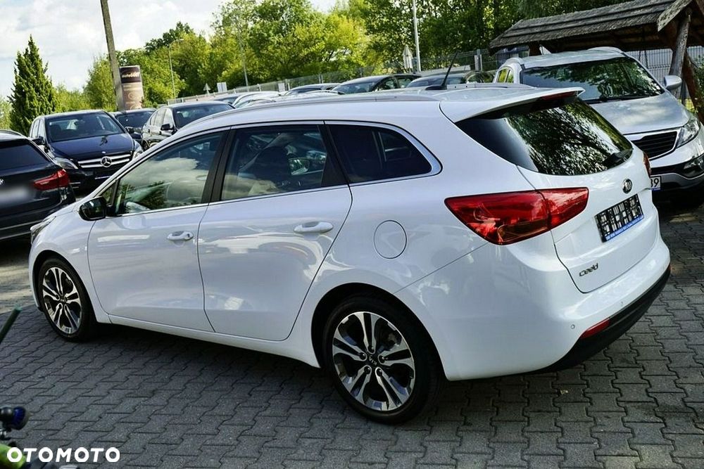Kia Ceed 2013 photo 3