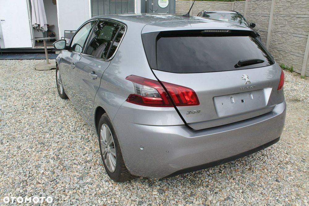 Peugeot 308 - 7