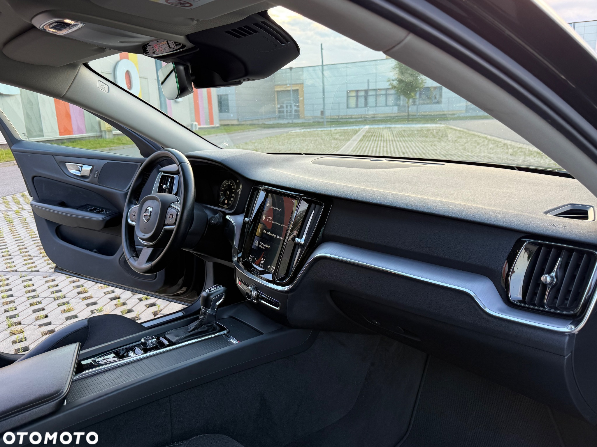 Volvo V60 D3 Momentum - 12
