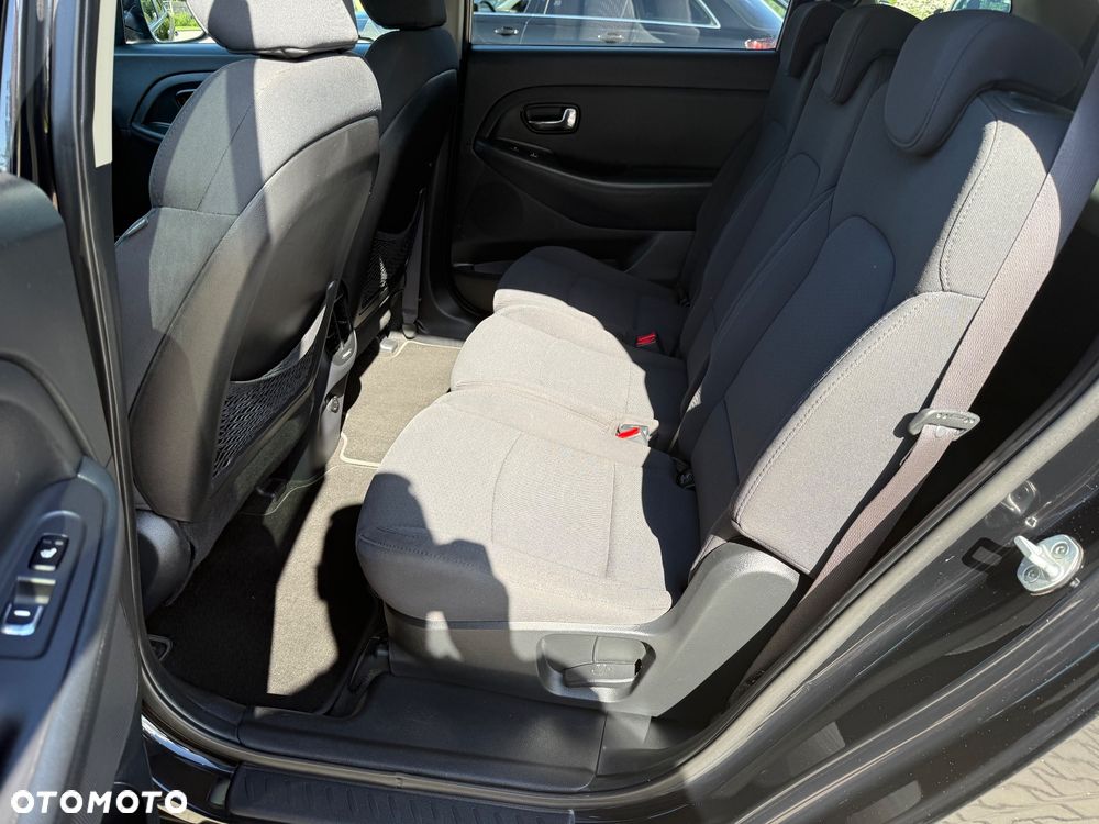 Kia Carens 1.7 CRDi 115 Dream-Team Edition - 21