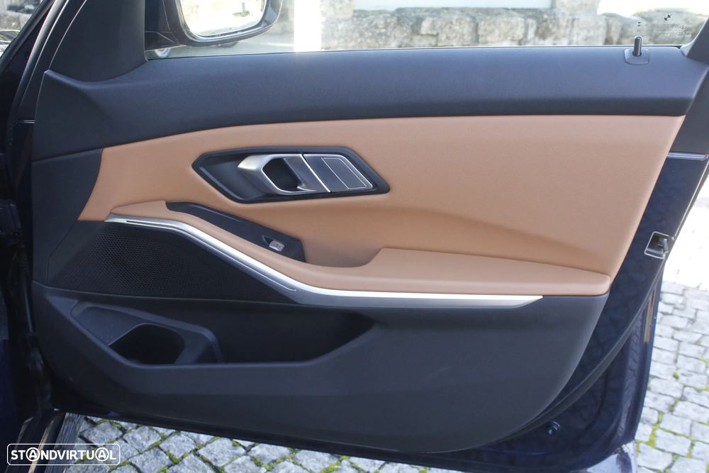 BMW 330 e Touring Pack Desportivo M Pro Auto - 20
