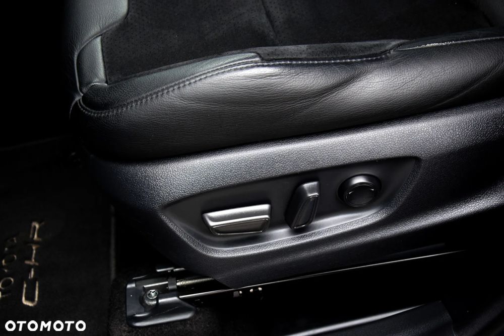 Toyota C-HR 2.0 Hybrid Premiere Edition - 26