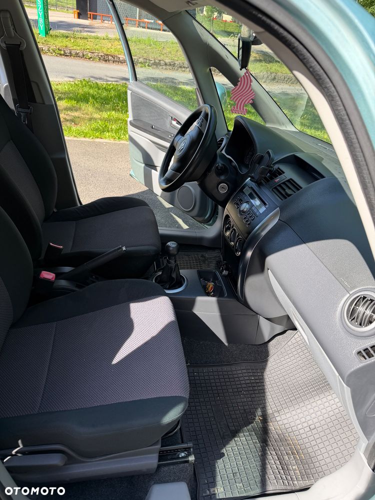Suzuki SX4 1.6 GLX / Comfort - 12